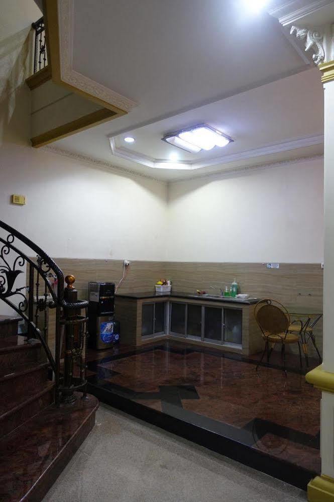 The Backpacker Semarang Exterior foto
