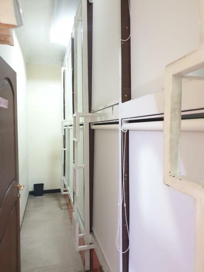 The Backpacker Semarang Exterior foto
